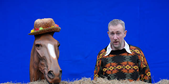 20:00: Kongen befaler UK (S18 E6) (S18) | MAX | 12/8 2025