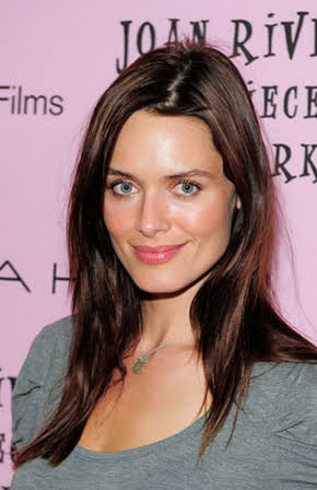 Daniella Van Graas as 