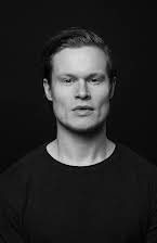 Kim Jøran Olsen som 