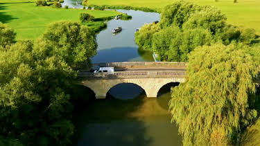 8:00 PM: Canal Boat Diaries (S6 E2) (S6) | Yesterday | 12/10 2025