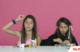 Kids Try: Kids Try Snacks from the 90s