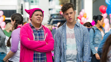 3:30 PM: Modern Family | E4 | 6/15 2026