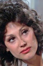 Poupée Bocar as Rosanna Wells