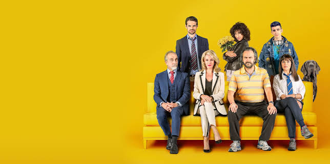 The Perfect Family (2022)