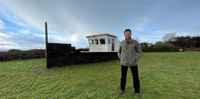 2:25 PM: George Clarke's Amazing Spaces | Channel 4 | 11/22 2025