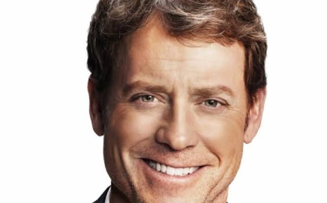 Greg Kinnear