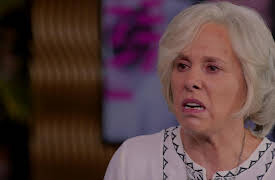 Los hilos del pasado season-1: Los Hilos del Pasado Capítulo 11