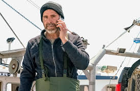 Detective Surprenant: Murder on the Island, Season 1: You're Suffocating Me