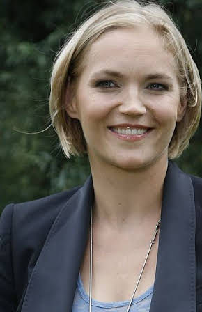 Dominika Figurska as 