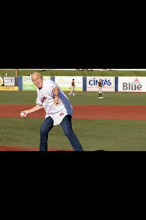 20:45: El Increíble Doctor Pol: ¡Peleador! | Nat Geo Wild | 4/1 2026