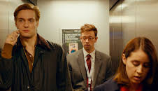 Parlament (S01/E01)