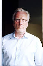 Ernst Stötzner som Dptm. Head Walter