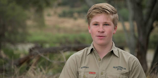 17:00: Crikey! It's the Irwins (S1 E6) (S1) | Animal Planet | 12/15 2025