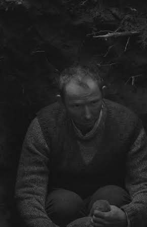 Adam Szyszkowski as Guard