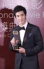 Leehom Wang som Lucky Bat
