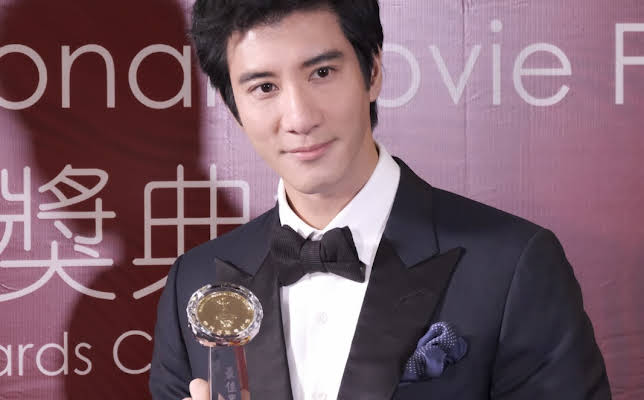 Leehom Wang