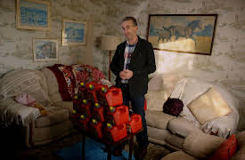 Nigel Latta Blows Stuff Up: Fire