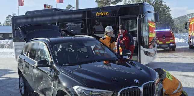 13:55: Frusna vägar (S10 E2) (S10) | TV3 | 11/5 2025