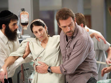 21:15: Dr House | Sixx | 10/21 2026