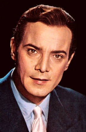 Georges Guétary as Henri Baurel