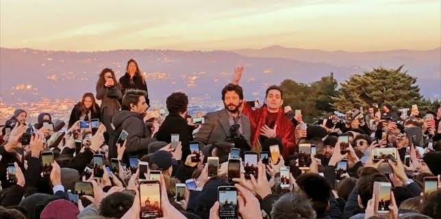 La Casa de Papel: Ett globalt fenomen (2020)