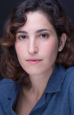 Carla Linares as 