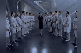 V: The Complete First Season: It's Only The Beginning