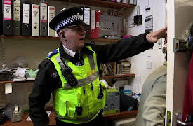 Crime Secrets: Secrets of the Shoplifters 2