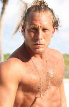 Salvador Zerboni as 
