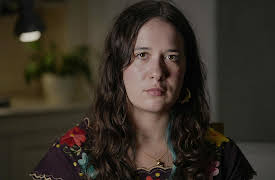 999 Murderer Calling, Season 1: The Killer Next Door