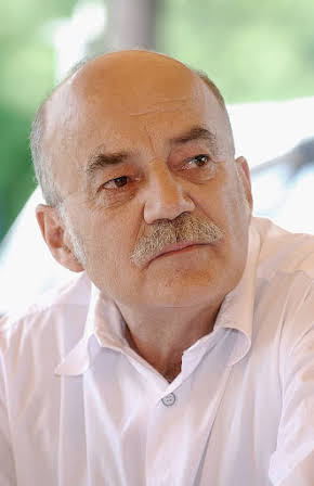 Jan Hencz as Janek 
  
  
  (as Jan Hench)