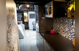 Tiny House, Big Living Season 1: Jewel's Tiny House Gem