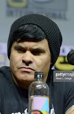 Elgin James som creator