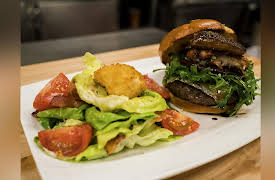 Incredible Edible America, Season 1: Outrageous Vegas Eats