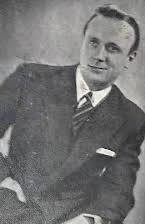 Manuel Gas como Padre de Marta