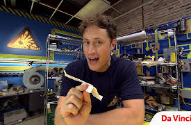 Science Max: Paper Airplane