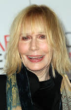 Sally Kellerman as Liz Houston