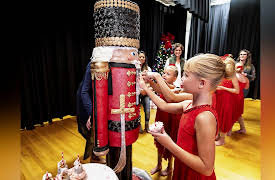 Holiday Cookie Builds, Season 1: The Nutcracker Sweet