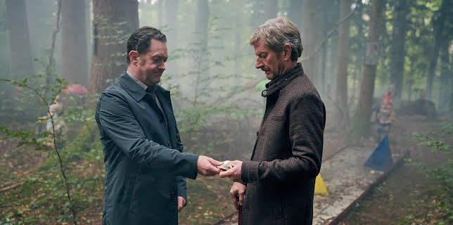 22:00: Kohlrabenschwarz (1/6) | BR Fernsehen | 10/28 2025