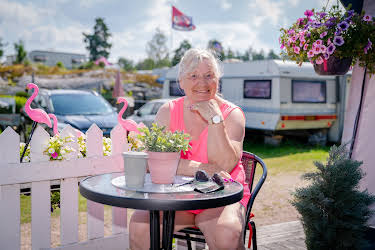 18:45: Ja vi elsker camping (S4 E9) (S4) | FEM | 4/6 2026