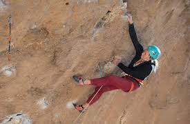 The Climb, Season 1: The Cave