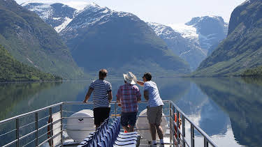 19:30: Eventyrlig oppussing (S7 E1) (S7) | TV3 | 4/23 2026