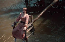 Salem: 8. Departures