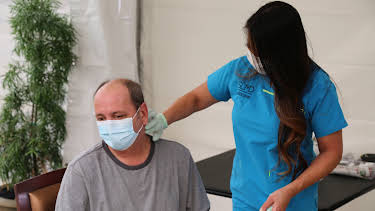 00:25: Dr. Pimple Popper: Pop Ups (S4 E9) (S4) | TLC | 10/30 2026