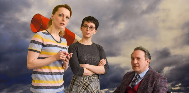 15:35: Walking on Sunshine (S03/E08) | One | 12/12 2025