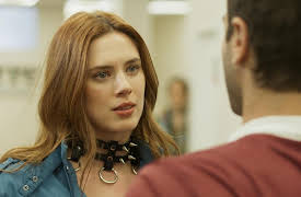 Six Is Not a Crowd (Felices Los 6), Season 1: And They Ate Clams, Bell Peppers and Chorizos