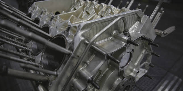 00:30: Mike Brewer's World Of Cars (S1 E3) (S1) | Discovery Channel | 12/6 2025