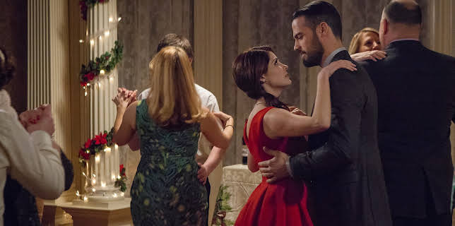 10:45: The Spirit of Christmas | TV8 | 11/29 2025