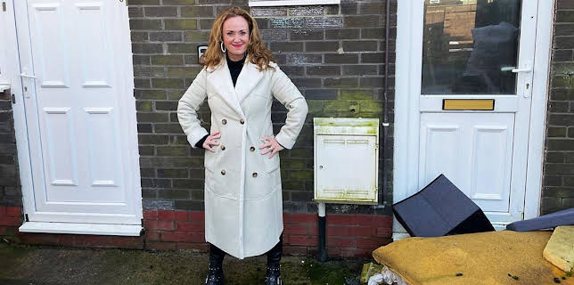 11:30 AM: Homes Under the Hammer (S27) | BBC One | 11/18 2025