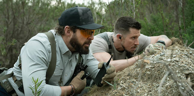 19:00: SEAL Team (S7 E4) (S7) | Viasat 4 | 12/17 2025